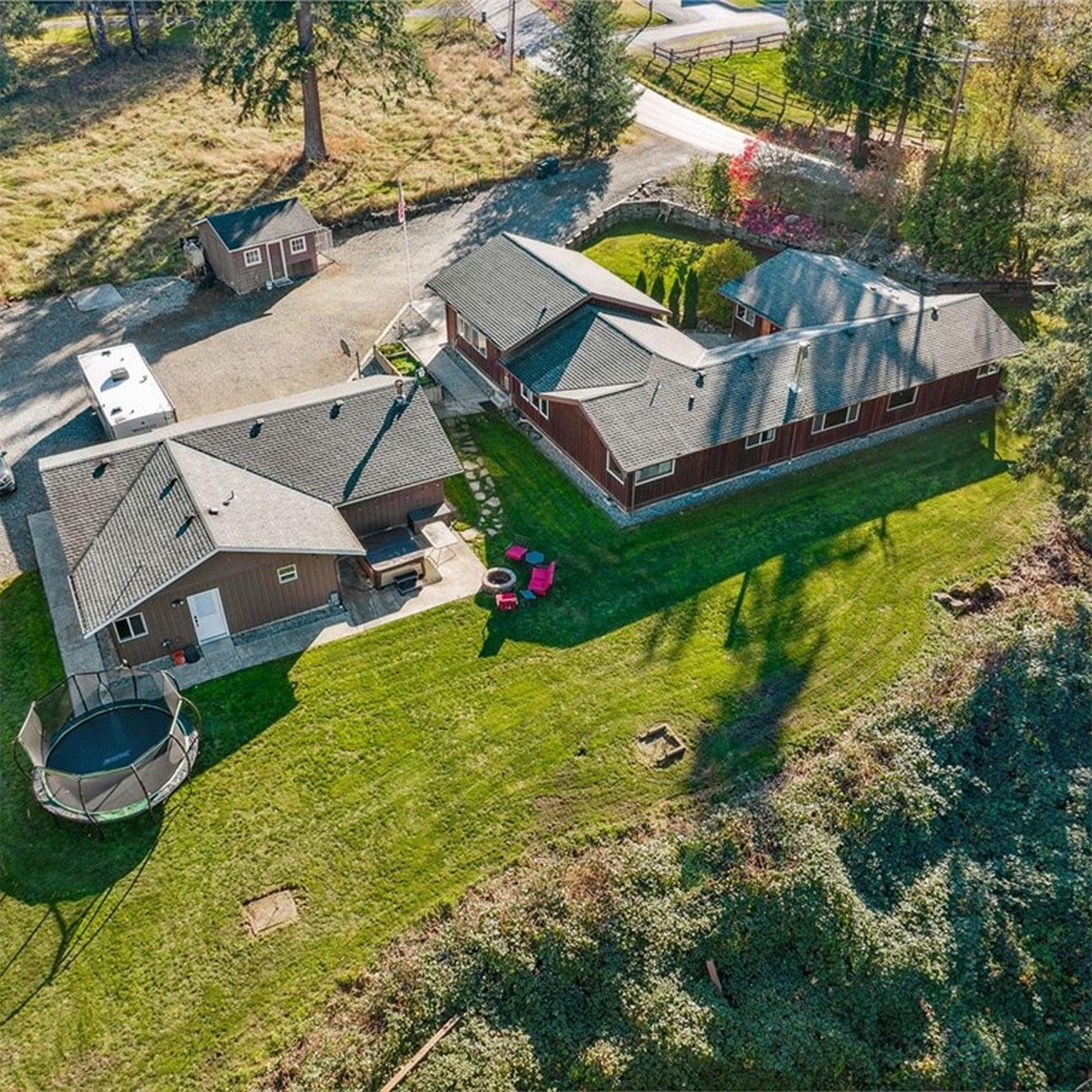 Secluded Rambler on 1.7 Acres in Buckley — photo 2