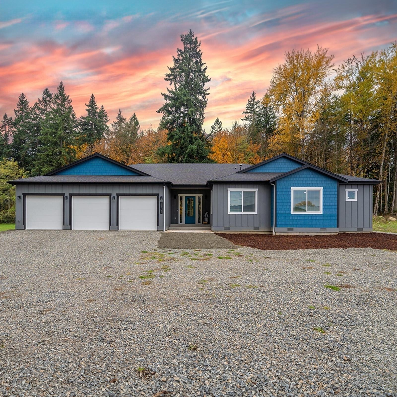 Luxury Rambler on 15 Acres with Rainier Views