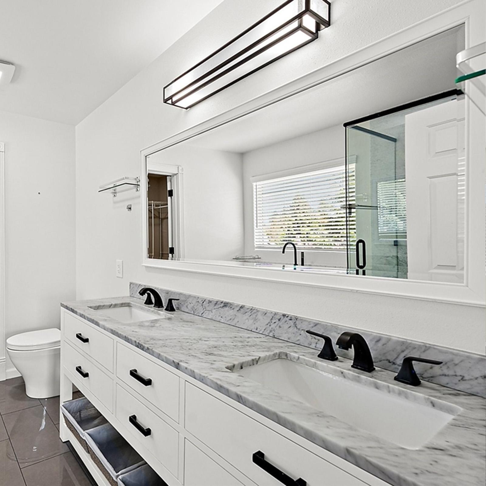 Entertainer's Dream Home with Pickleball Court — photo 7